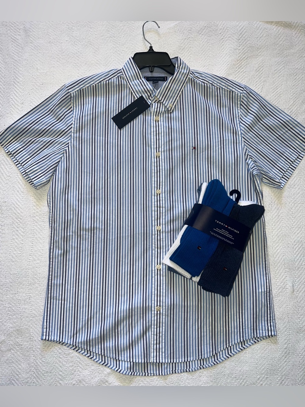 Tommy’s Hilfiger Short Sleeve Button Down Shirt and Socks Set